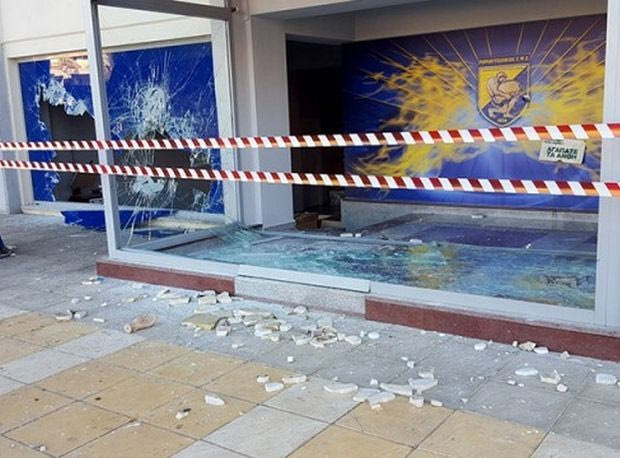 Άγνωστοι επιτέθηκαν στην μπουτίκ του Παναιτωλικού