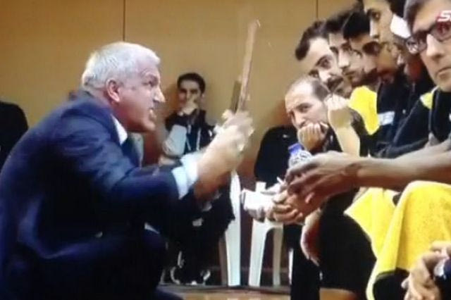 VIDEO: Ένας Ζοτς σε έξαλλη κατάσταση!