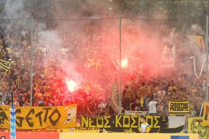Mε τους οπαδούς της στο Περιστέρι η ΑΕΚ