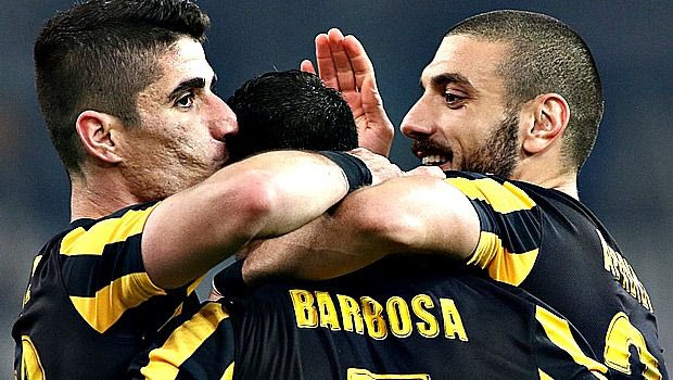 Τρεις βαθμοί, ένα στεφάνι, πολλή κουβέντα: ΑΕΚ…