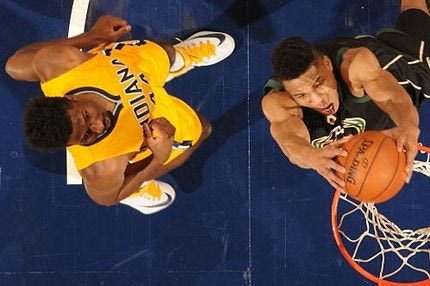 Αντετοκούνμπο όπως Ολάζουον και… top 10