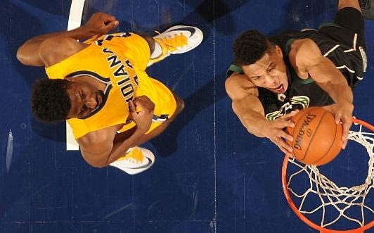 Αντετοκούνμπο όπως Ολάζουον και… top 10