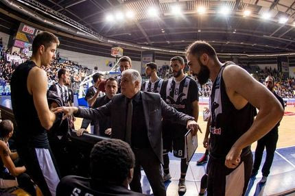 Η “πληγή” της άμυνας