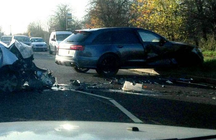 Το αμάξι του Μπέκαμ μετά το τροχαίο (PHOTOS)