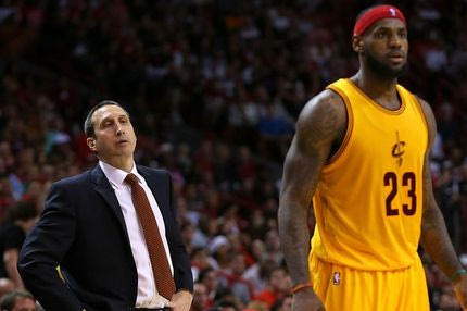 Η “απολογία” του Λεμπρόν για τον Μπλατ: Δεν είμαι προπονητοφάγος