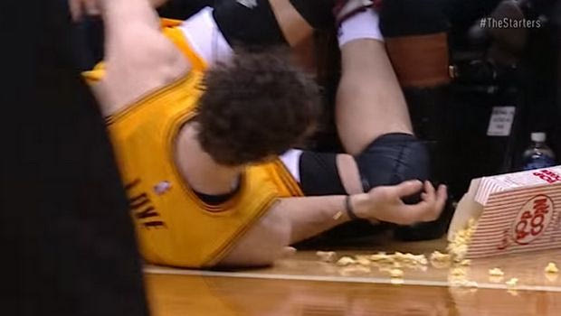 Τα bloopers του σαββατοκύριακου στο ΝΒΑ