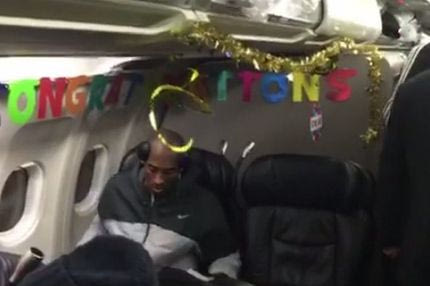 Διακόσμησαν το αεροπλάνο για χάρη του Μπράιαντ (VIDEOS)