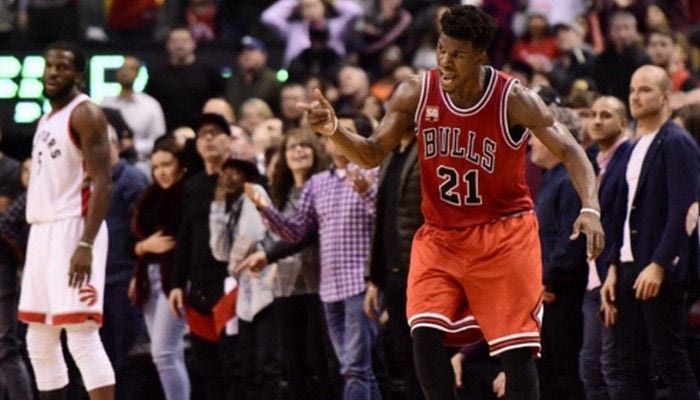 VIDEO: Το show του “ταύρου” Μπάτλερ με τους 40 σ’ ένα ημίχρονο