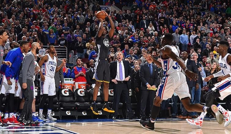 Απέφυγαν το φιάσκο με buzzer beater οι Γουόριορς