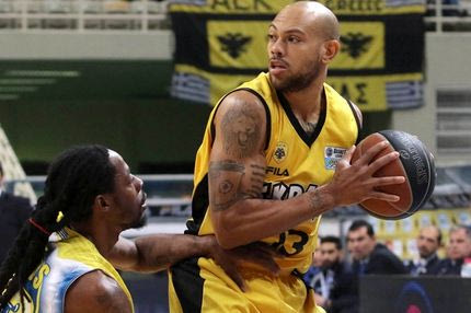 “Πάνοπλη” η ΑΕΚ κόντρα στον Κόροιβο