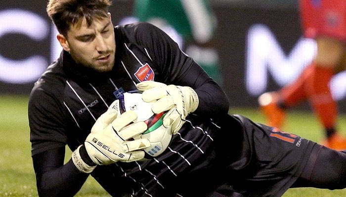 Μπουφόν για ένα βράδυ ο Διούδης: οι εκπληκτικές επεμβάσεις του