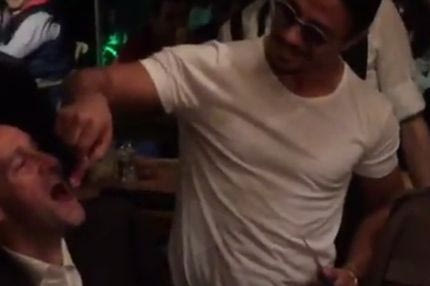 Ο Νουσρέκ τάισε στο στόμα τον Παναγιώτη Αγγελόπουλο