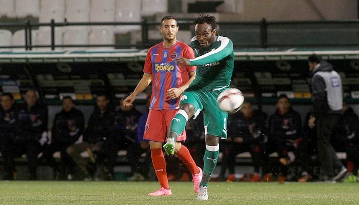 Οι δύο ευκαιρίες του Εσιέν στο α’ ημίχρονο και οι επεμβάσεις του Διούδη