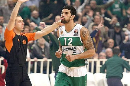 Ανακοίνωσε την ανανέωση του Φελντέιν ο Ραζνάτοβιτς