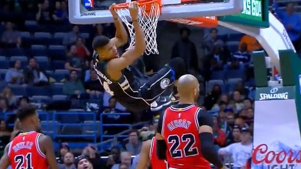 Τα “όργια” του Αντετοκούνμπο κόντρα στους Μπουλς!