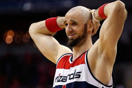 Ξεκαρδιστικό: Είδε τον ουρανό… σφοντύλι ο Γκόρτατ