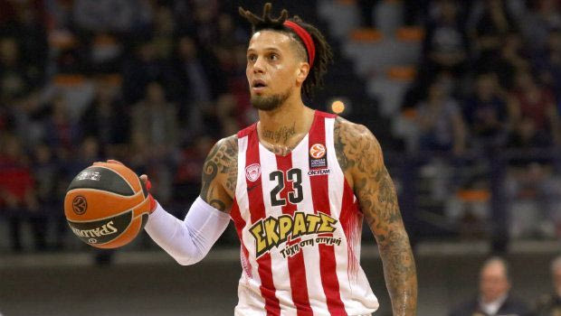 Μαγνητική στο γόνατο ο Χάκετ