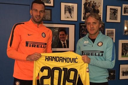 Ανανέωσε μέχρι το 2019 με την Ίντερ ο Χαντάνοβιτς