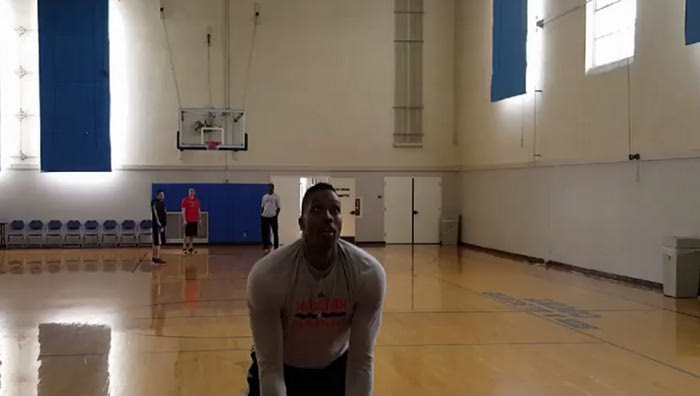 VIDEO: “Τρελό” καλάθι από τον Χάουαρντ