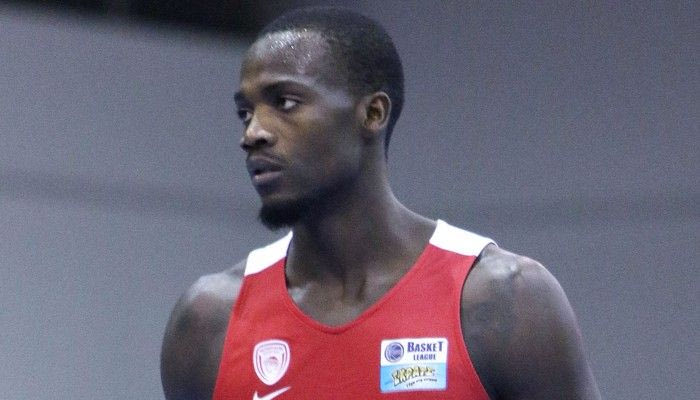 Τέλος ο Σον Τζέιμς από τον Ολυμπιακό