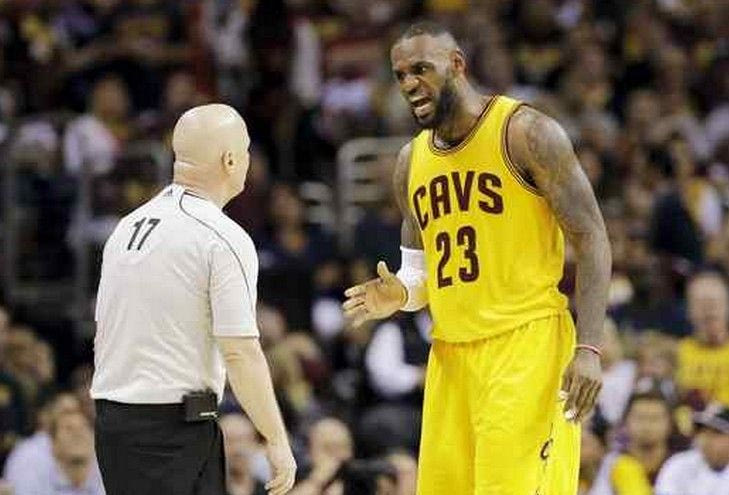 Αποσύρεται ο θρυλικός διαιτητής Κρόφορντ