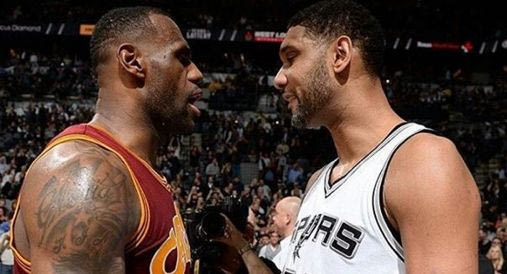 Υπόκλιση Λεμπρόν σε Ντάνκαν: “O καλύτερος PF όλων των εποχών”