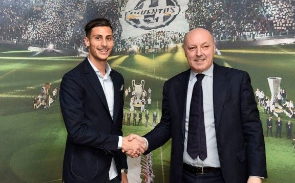 Η Γιουβέντους ανακοίνωσε τον νέο Πίρλο