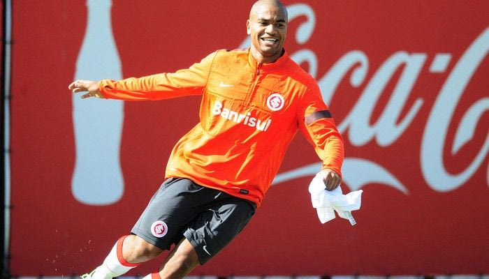 Πέρασε ιατρικές εξετάσεις ο Μολέντο