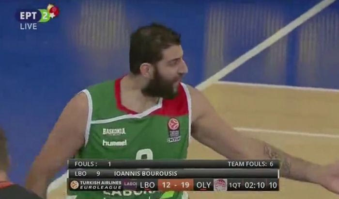 VIDEO: Τα νεύρα του Μπουρούση με τους συμπαίκτες του