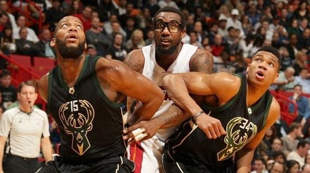 Σερί οι Μπακς, σούπερ ο Giannis