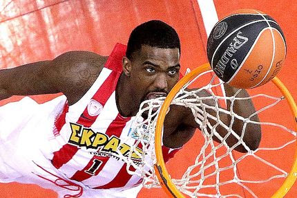 Air ball σε βολή, air ball και σε τρίποντο ο Όντομ!