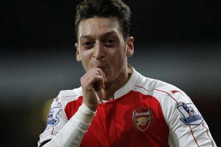 Ζήτησε άλλο νούμερο ο Οζίλ στην Άρσεναλ