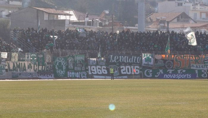 Συνθήματα κατά Κοντονή έξω από την ΕΡΤ!