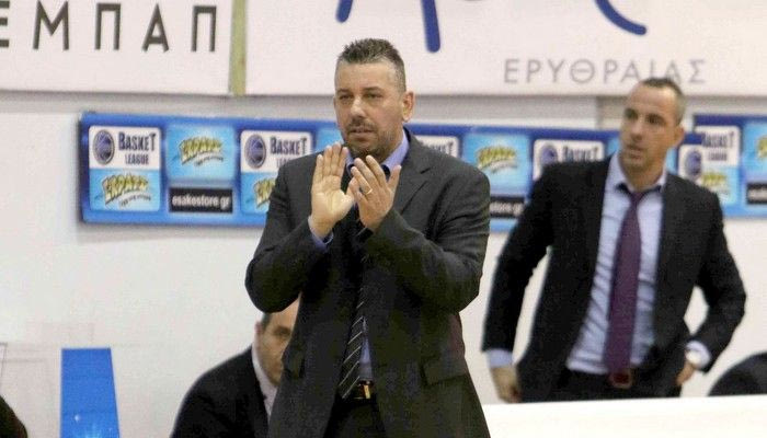 Παπαθεοδώρου: “Σχεδόν σωθήκαμε”. Μαρκόπουλος: “Αμυντικά ανεπαρκείς”