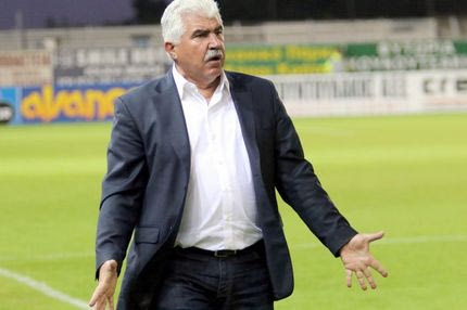 Βουνό τα προβλήματα για τον Παράσχο