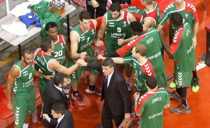 Περάσοβιτς: “Οι διαιτητές προσαρμόζονται στο παιχνίδι του Ολυμπιακού”