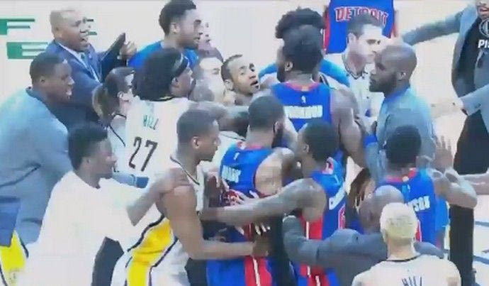 VIDEO: Παραλίγο ξύλο στο Πέισερς-Πίστονς