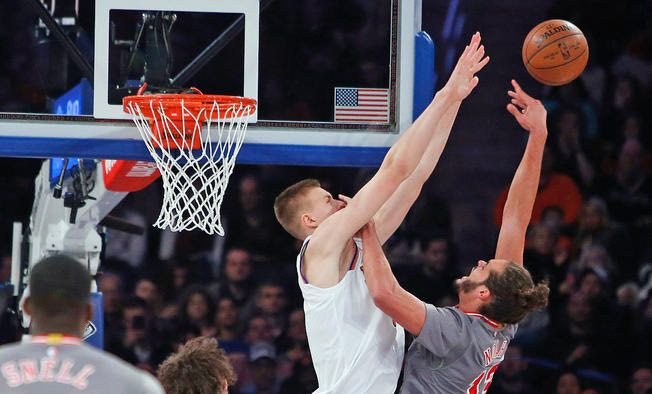 Τρεις τάπες στην ίδια φάση ο Πορζίνγκις