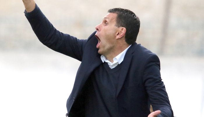 Έσβησαν τα φώτα την ώρα που μιλούσε ο Πογέτ!