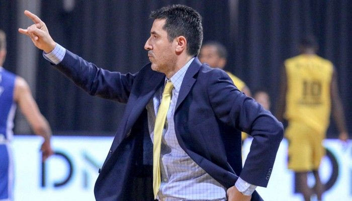 Πρίφτης: “Είναι χαζό να μιλάμε για προκρίσεις”