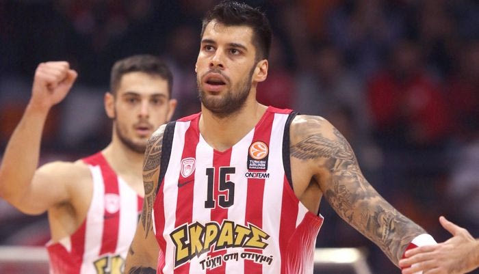 PHOTO: Ο Πρίντεζης με το…νέο σέντερ του Ολυμπιακού!