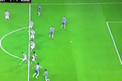 Πέντε παίκτες οφσάιντ στο γκολ της Ρεάλ!