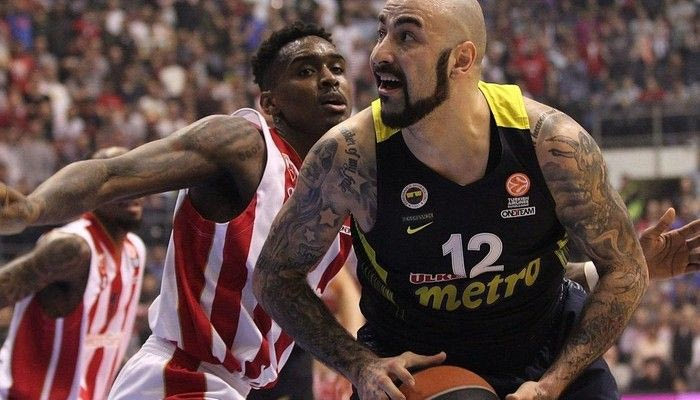 Παρέλαση της Φενέρ στο Βελιγράδι, η Λοκομοτίβ λύγισε την Εφές, πλάκα έκανε η Μπάμπεργκ με Ζήση