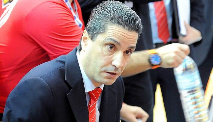 Σφαιρόπουλος: “Είχαμε υπομονή, κλειδί η άμυνα”. Λυκογιάννης: “Επαφές και ξύλο”