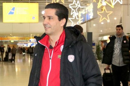 Σφαιρόπουλος: “Κορυφαίος σέντερ ο Μπουρούσης”