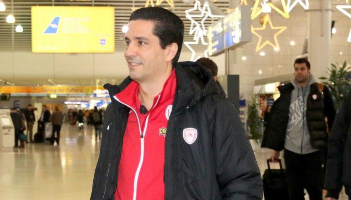 Σφαιρόπουλος: “Κορυφαίος σέντερ ο Μπουρούσης”