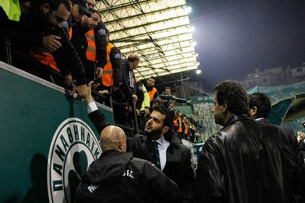 Συζήτησε με οπαδούς του Παναθηναϊκού ο Στραματσόνι