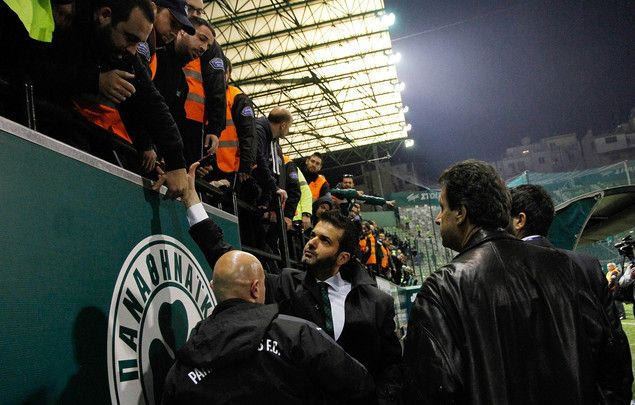 Συζήτησε με οπαδούς του Παναθηναϊκού ο Στραματσόνι