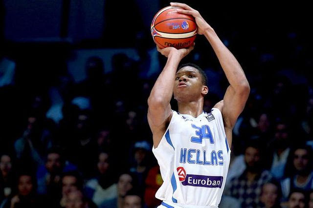 Κανονικά στο Προολυμπιακό Αντετοκούνμπο και Κουφός