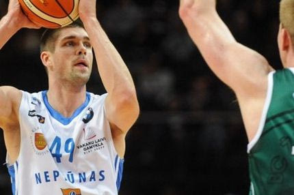 Άλλαξε ψηλό το Λαύριο